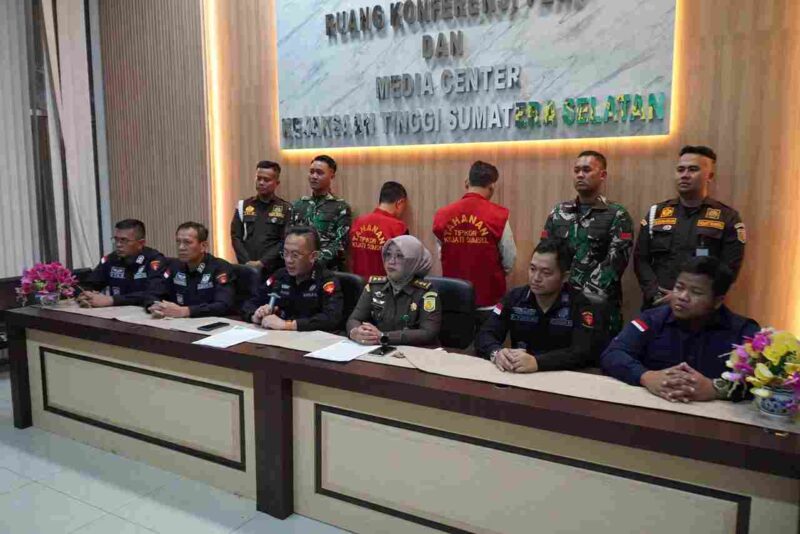 Konferensi Pers Kajati Sumsel, Selasa (07/10/2025)