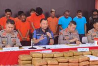 Polda Sumatera Utara memaparkan hasil pengungkapan tindak pidana narkotika dari tiga polres jajaran, yaitu Polresta Deliserdang, Polres Serdangbedagai, dan Polres Tebingtinggi. Paparan tersebut berlangsung di Mapolres Tebingtinggi pada Kamis (2/10/2025).