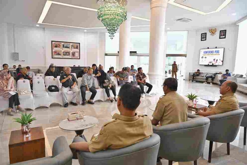Pemerintah Provinsi Sumatera Utara (Sumut) melalui Sekretariat Dewan (Setwan) DPRD Sumut melakukan Konferensi Pers terkait 