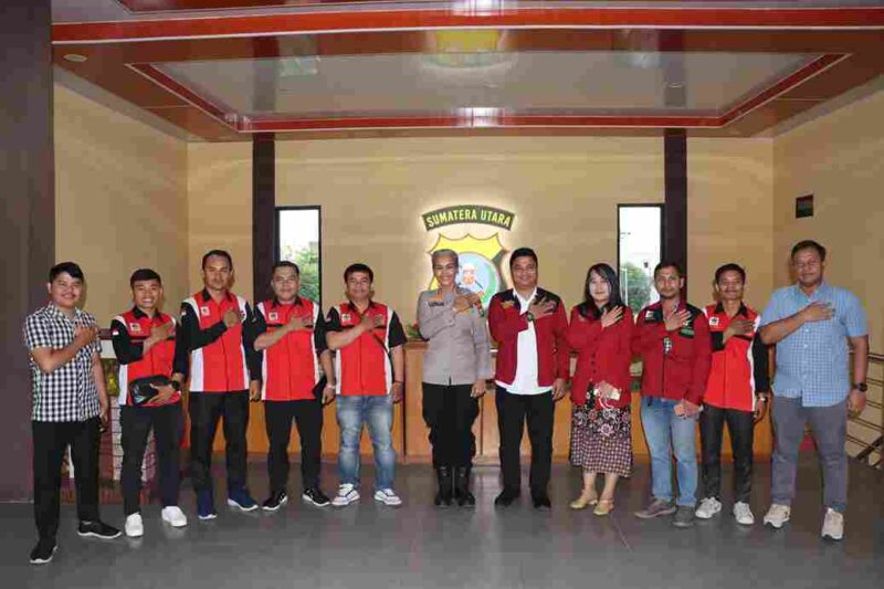 Dewan Pimpinan Cabang (DPC) Pemuda Peduli Nias (PPN) Kota Pematangsiantar melakukan audiensi dan silaturahmi dengan Kapolres Pematangsiantar, AKBP Sah Udur T.M. Sitinjak, S.H., S.I.K., M.H., pada Selasa (8/10/2025)