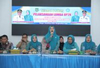 Tim Penggerak (TP) PKK Kabupaten Asahan melaksanakan evaluasi Lomba Usaha Peningkatan Pendapatan Keluarga (UP2K) di Desa Bunut Sebrang, Kecamatan Pulau Bandring.