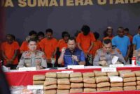  Kombes Calvijn Simanjuntak, Kamis (2/10/2025)  saat konferensi pers di Polres Tebingtinggi.