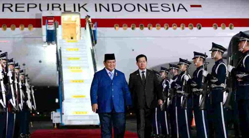 Presiden Republik Indonesia Prabowo Subianto tiba di Republik Korea pada Kamis, 30 Oktober 2025, untuk menghadiri Konferensi Tingkat Tinggi (KTT) Asia-Pacific Economic Cooperation (APEC) 2025 yang digelar di Gyeongju.