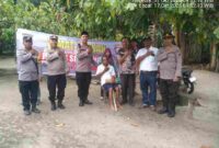 Program Jumat Berkah dengan menyalurkan bantuan sembako kepada warga kurang mampu di Nagori Bahal Batu, Kecamatan Hutabayuraja, Kabupaten Simalungun, Jumat (17/10/2025).