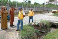 Kepala Bidang Bina Marga Dinas PUTR, Agus Intra Sinaga, pada Selasa (7/10/2025) turun langsung ke Nagori Negeri Kahean