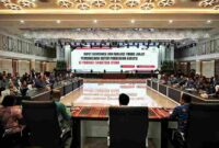 Sekretaris Daerah Provinsi (Sekdaprov) Sumatera Utara (Sumut) Togap Simangunsong menghadiri Rapat Koordinasi (Rakor) dan Evaluasi Tindak Lanjut Pembangunan Sistem Pencegahan Korupsi di Provinsi Sumatera Utara di Aula Raja Inal Siregar Kantor Gubernur Sumut Jalan Diponegoro Nomor 30 Medan, Rabu (1/10/2025).