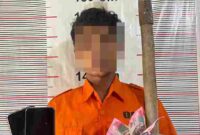 pelaku berinisial E (24)