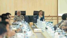 Wakil Gubernur Sumatera Utara (Sumut) Surya membuka secara resmi Focus Group Discussion (FGD) antara Pemerintah Provinsi Sumut dan Dewan Perwakilan Daerah (DPD) RI mengenai optimalisasi fungsi Kantor Daerah dalam mendukung kinerja Anggota dan Lembaga DPD RI di Ruang Rapat I Lantai 2 Kantor Gubernur Sumut Kota Medan/ Kamis (30/10/2025).