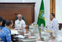 Wakil Gubernur Sumatera Utara (Sumut) Surya menerima Audiensi Kepala Kantor Wilayah Direktorat Jenderal Pemasyarakatan Sumatera Utara di ruang kerja Lantai 9 Kantor Gubernur Sumut Jalan Diponegoro Kota Medan, Rabu (1/10).
