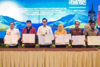  Kepala Daerah se- Sumatera, Wali Kota Medan Rico Tri Putra Bayu Waas mengikuti Konsultasi Regional (Konreg) Produk Domestik Bruto dan Indikator Sosial Ekonomi (PDRB-ISE) 2025 se- Sumatera di Santika Premiere Dyandra Hotel & Convention Medan, Jumat, (17/10/25)