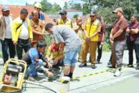 Bupati Simalungun saat melakukan Peninjauan