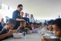 Wali Kota Medan Rico Tri Putra Bayu Waas meninjau Sekolah Rakyat (SR) Terintegrasi 30 Medan yang terletak di Balai Besar Peningkatan Vokasi dan Produktifitas (BBPVP), Jalan Amal, Medan Sunggal, Selasa (7/10/25).