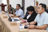 Sekretaris Daerah Kota Pematangsiantar, Junaedi Antonius Sitanggang, S.STP., M.Si., memimpin rapat teknis, Jumat (3/10/2025).