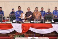 Ranperda Pencegahan dan Penanggulangan Kebakaran menjadi Peraturan Daerah (Perda) pada Sidang Paripurna DPRD Kota Medan, Senin (17/11/2025). Sidang tersebut dipimpin Ketua DPRD Kota Medan Wong Chun Sen.