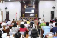 Public Hearing Rancangan Peraturan Daerah (Ranperda) Inisiatif DPRD Kota Pematangsiantar mengenai insentif bagi tenaga pendidik pada pendidikan nonformal bidang keagamaan. Kegiatan berlangsung di Ruang Data Balai Kota, Rabu (5/11/2025).