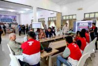 Gubernur Sumut Muhammad Bobby Afif Nasution memimpin pemantauan udara sekaligus distribusi logistik, Minggu (30/11/2025).