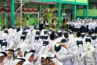 Polres Sibolga bersama seluruh Polsek jajaran menggelar program Police Goes To School secara serentak di sejumlah sekolah tingkat SLTP dan SLTA pada Selasa (18/11/2025).