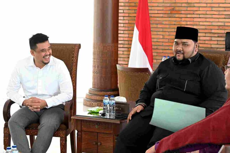 Gubernur Sumatera Utara Muhammad Bobby Afif Nasution saat menerima kunjungan pengurus Lembaga Pengembangan Tilawatil Qur’an (LPTQ) Sumut di Kantor Gubernur, Jalan Diponegoro No. 30 Medan, Rabu (5/11/2025).
