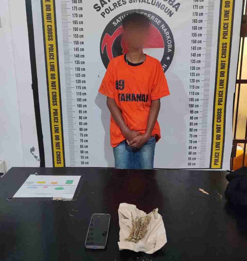 Seorang pelajar berinisial FY (15 tahun) ditangkap saat membawa narkotika jenis ganja dan sabu.