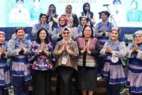 Tim Penggerak Pemberdayaan Kesejahteraan Keluarga (TP PKK) Kabupaten Simalungun ikut ambil bagian dalam Jambore Kader PKK se-Sumatera Utara (Sumut) yang digelar di Hotel Grand Mercure Medan, Rabu (5/11/2025).