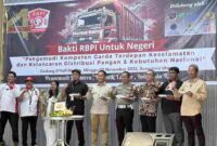 Rumah Berdaya Pengemudi Indonesia (RBPI) Sumatera Utara merayakan Hari Lahir ke-4 dengan semangat memperjuangkan kesejahteraan dan perlindungan hukum bagi pengemudi logistik dan daring. Acara berlangsung di Gedung D’Hall, Jalan Sakti Lubis No.11A, Medan Kota, Minggu (9/11/2025),