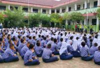 Polda Sumut melalui Satuan Lalu Lintas (Sat Lantas) Polres Sibolga melaksanakan kegiatan Bimbingan dan Penyuluhan (Binluh) bertajuk “Police Goes To School” di SMP Negeri 3 Sibolga, Kamis (6/11/2025) pukul 07.00 WIB hingga selesai.