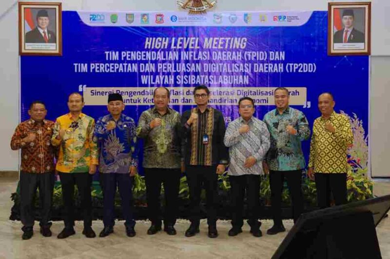 Wali Kota Pematangsiantar Wesly Silalahi, S.H., M.Kn. di Hotel Niagara Parapat, Kecamatan Girsang Sipangan Bolon, Kabupaten Simalungun, Kamis (13/11/2025).