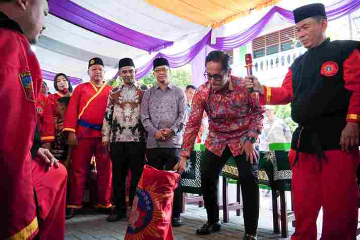 Wali Kota Medan Rico Tri Putra Bayu Waas membuka Kejuaraan Tapak Suci Ke- IV Pimda 018 Kota Medan yang digelar di Komplek Perguruan Muhammadiyah, Jalan Jawa, Medan Helvetia, Sabtu (8/11/25).