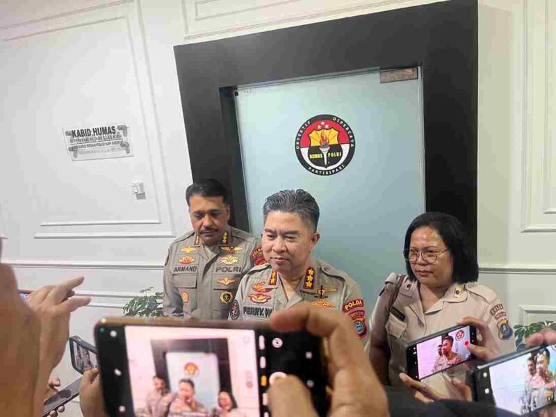 Kepolisian Daerah Sumatera Utara menegaskan komitmennya menangani secara profesional dan transparan insiden dugaan penganiayaan terhadap seorang pengendara sepeda motor oleh salah satu personelnya di Jalan Sisingamangaraja, Medan, pada Selasa, 18 November 2025.
