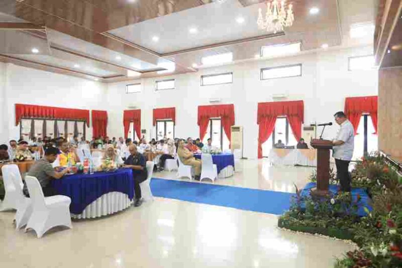 Asisten Perekonomian dan Pembangunan (Ekbang) Setdako Medan, Citra Effendi Capah, mewakili Wali Kota Medan Rico Tri Putra Bayu Waas, di Gedung Serbaguna PKK Kota Medan, Selasa (11/11/2025).