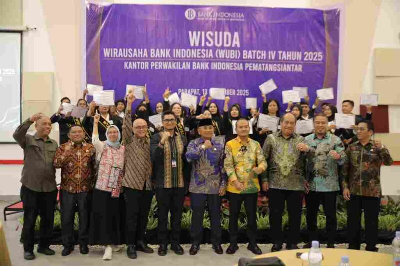 High Level Meeting TPID dan TP2DD untuk memperkuat stabilitas harga serta mempercepat digitalisasi keuangan daerah di Aula Hotel Niagara Parapat
