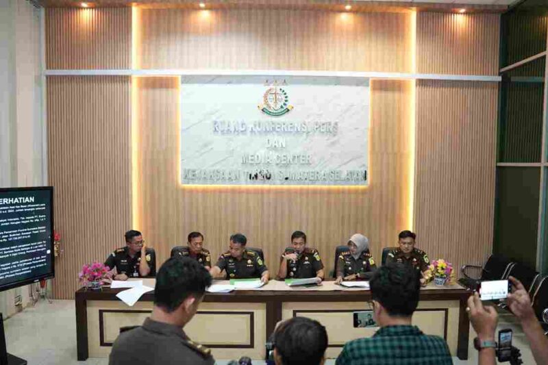 Konferensi Pers Kejati Sumsel. Selasa (9/12/2025)