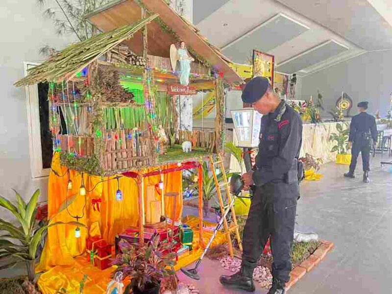 Pelaksanaan sterilisasi oleh personel Satuan Brimob Polda Sumut.