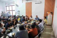 rapat lanjutan persiapan penempatan pedagang di Ruang Bagian Perekonomian dan Sumber Daya Alam (SDA) Setdako Pematangsiantar, Jumat (5/12/2025) sore.
