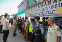 Wesly Silalahi saat meninjau salah satu POSPAM 