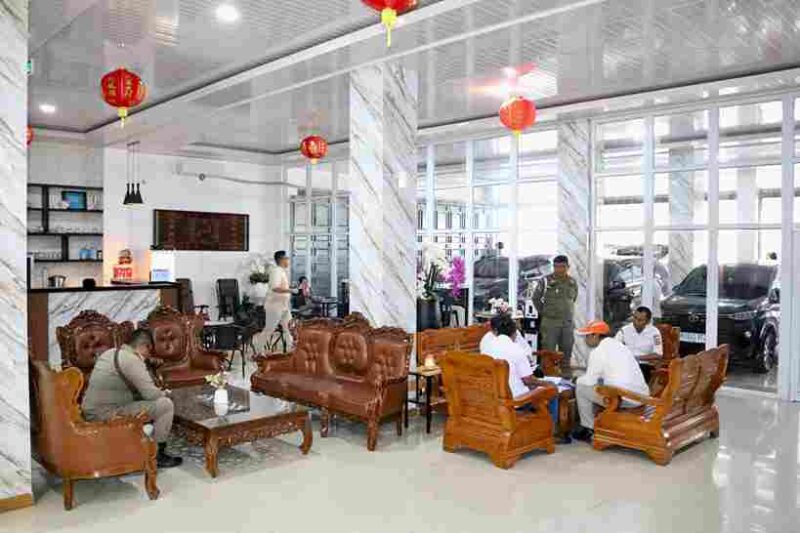 Pemerintah Kota (Pemko) Pematangsiantar meninjau dan mengidentifikasi sejumlah bangunan yang diduga melanggar Peraturan Daerah (Perda) dan Peraturan Kepala Daerah (Perkada), Rabu, 28 Januari 2026.