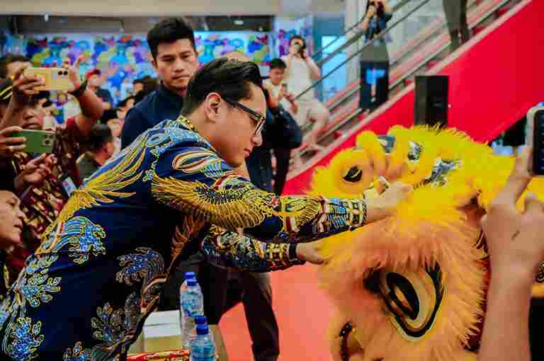 Rico Waas saat menghadiri Lucky Prosperity Expo 2026 yang digelar di Mall Centre Point, Kota Medan, Sabtu, 24 Januari 2026.