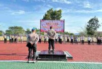 Wakil Kapolres Simalungun yang baru, KOMPOL Imam Alriyuddin, S.H., M.H., memimpin apel pagi di lapangan apel Mako Polres Simalungun, Jalan Jon Horailam Saragih No. 110, Pematang Raya.