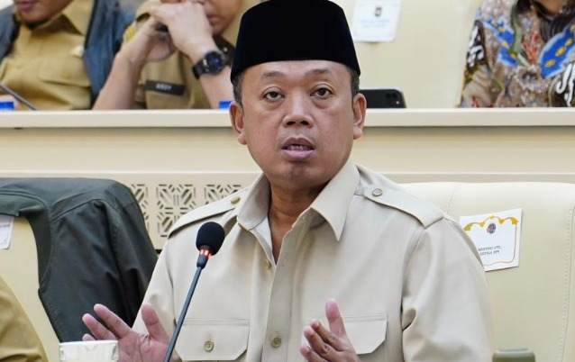 Menteri Agraria dan Tata Ruang/Kepala BPN, Nusron Wahid, menegaskan komitmen negara dalam menjamin kepastian hukum atas tanah masyarakat terdampak bencana saat Rapat Kerja dan Rapat Dengar Pendapat bersama Komisi II DPR RI, Senin, 19 Januari 2026.
