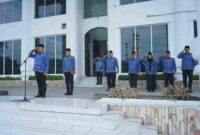 Wakil Bupati Asahan, Rianto, S.H., M.A.P., memimpin Apel Hari Kesadaran Nasional di halaman Kantor Bupati Asahan pada Rabu pagi, 18 Februari 2026.