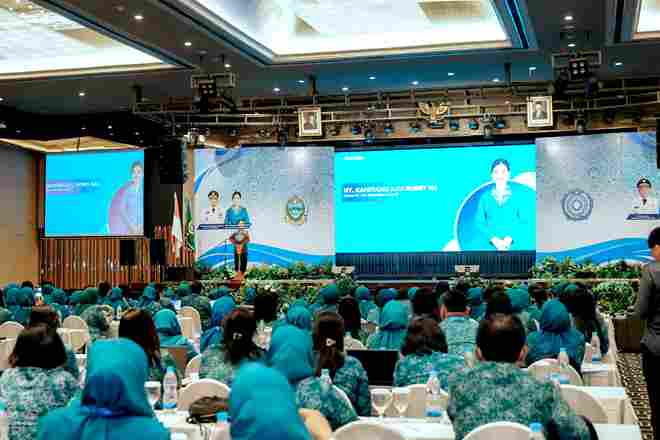 Pelatihan Tertib Administrasi TP PKK Kabupaten/Kota se-Sumatera Utara yang digelar di Ballroom Grand Mercure Hotel, Medan.
