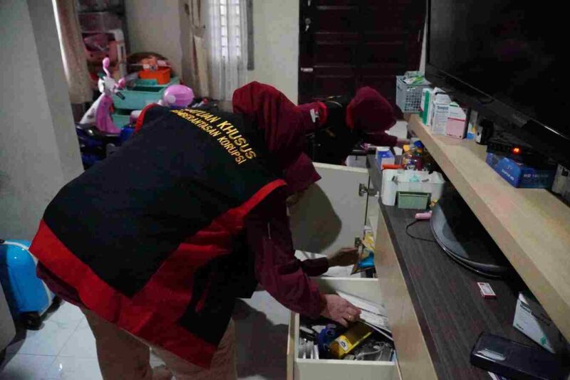 Kejati Sumsel menggeledah rumah Dirut PT KMM