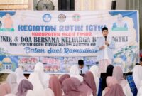 Ikatan Guru Taman Kanak-kanak Indonesia Persatuan Guru Republik Indonesia (IGTKI-PGRI) Kabupaten Aceh Timur bersama Kelompok Kerja (Pokja) Bunda PAUD Aceh Timur menggelar zikir dan doa bersama sebagai bentuk ikhtiar spiritual dan refleksi pascabencana banjir. Kegiatan tersebut berlangsung di Masjid Agung Darussalihin, Kecamatan Idi Rayeuk, Kabupaten Aceh Timur, pada Selasa, 10 Februari 2026.