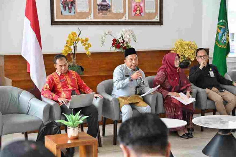 Temu Pers bersama dengan Dinas Sosial Provinsi Sumatera Utara dan Bidang Statistik Sektoral Dinas Komunikasi dan Informatika Provinsi Sumut, tentang “Penanganan Kemiskinan di Sumatera Utara