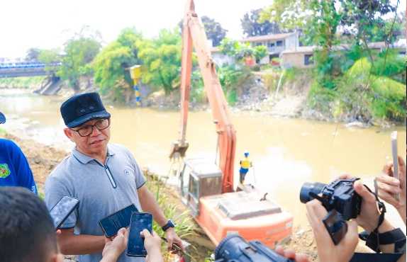 Wakil Wali Kota Medan, Zakiyuddin Harahap, saat di di kawasan Pulo Brayan, Medan Barat.