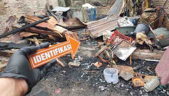 Kondisi rumah yang telah terbakar di Kabupaten Simalungun.