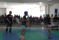 Para Atlet saling bertarung menunjukkan kemampuan masing-masing diatas matras.