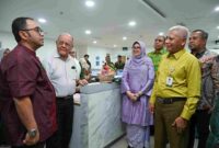 Wakil Gubernur Sumut Surya mengunjungi Rumah Sakit Umum Haji Medan, Jalan RS Haji, Deliserdang,  Kamis (5/2/2026). 