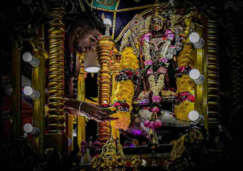 Perayaan Thaipusam Tahun 2026 berlangsung khidmat di Kuil Sree Soepramaniam Nagarattar dan kawasan Jalan Kejaksaan Nomor 61, Kota Medan. Minggu, 1 Januari 2026.
