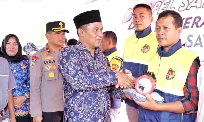 Apel Satkamling yang dirangkai dengan penyerahan hadiah lomba di Nagori Dolok Maraja, Kamis (12/2/2026).